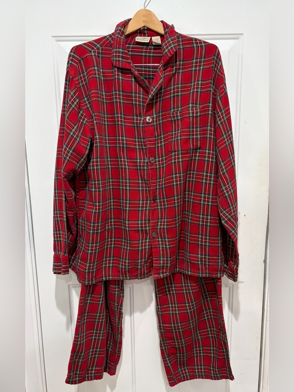 L.L. Bean Red Plaid Cotton Flannel Pajama Set, Large